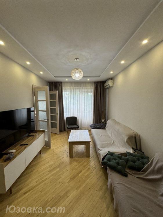 2-комн. квартира, 49м², с мебелью, 4/9 эт., ДОНЕЦК