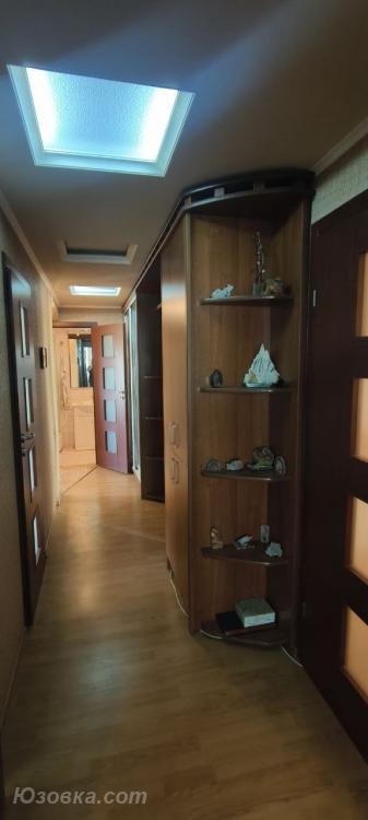 4-комн. квартира, 86 м², вторичка, 8/9 эт., ДОНЕЦК