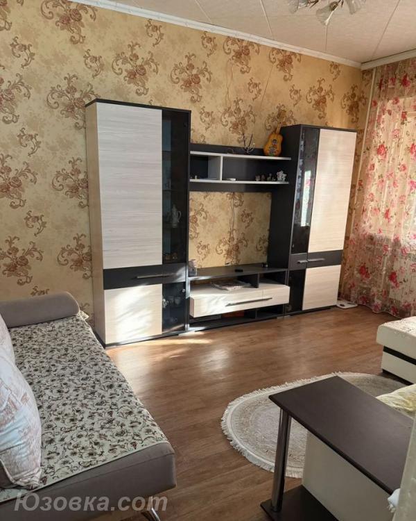 2-комн. квартира, 52м², с мебелью, 3/9 эт., ДОНЕЦК