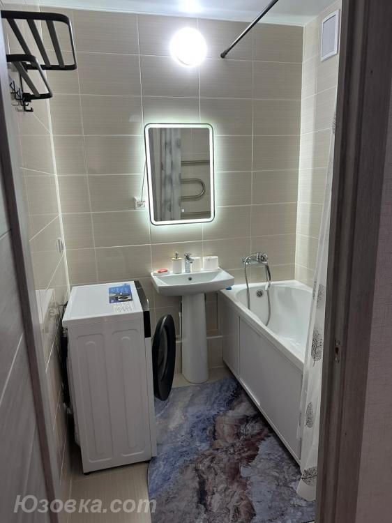 2-комн. квартира, 49м², с мебелью, 3/9 эт., ДОНЕЦК