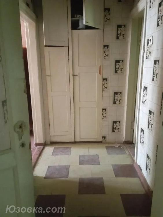 2-комн. квартира, 46 м², вторичка, 1/2 эт., ДОНЕЦК