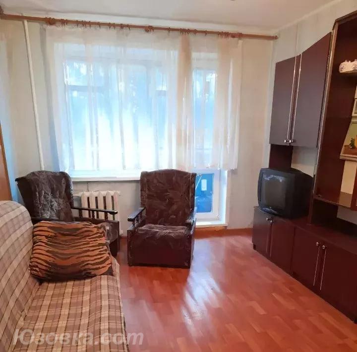 2-комн. квартира, 61м², с мебелью, 3/9 эт., ДОНЕЦК