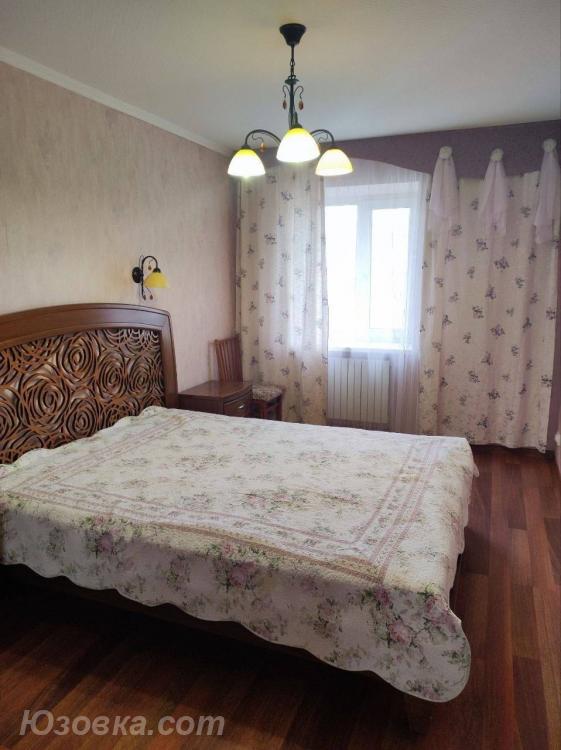 3-комн. квартира, 60м², с мебелью, 2/5 эт., ДОНЕЦК
