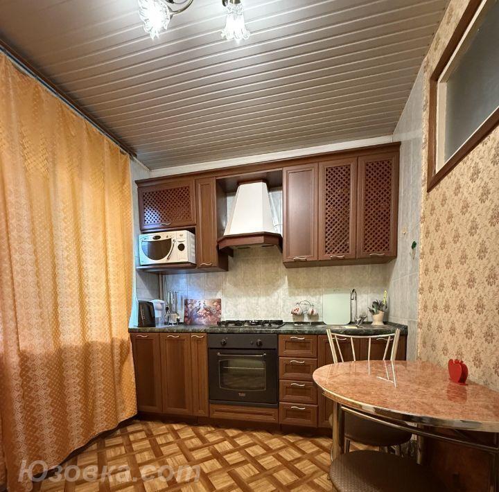 2-комн. квартира, 50м², с мебелью, 4/9 эт., ДОНЕЦК