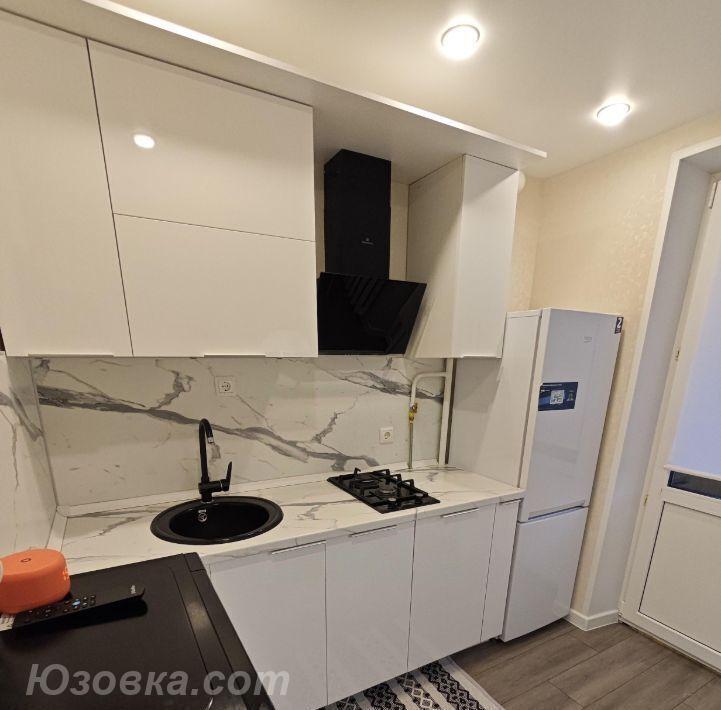 2-комн. квартира, 38м², с мебелью, 4/9 эт., ДОНЕЦК
