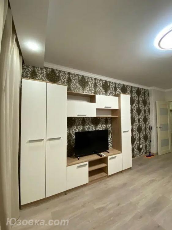 2-комн. квартира, 46м², с мебелью, 3/4 эт., ДОНЕЦК