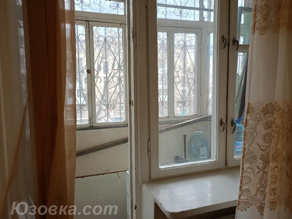 3-комн. квартира, 54 м², вторичка, 2/5 эт., ДОНЕЦК