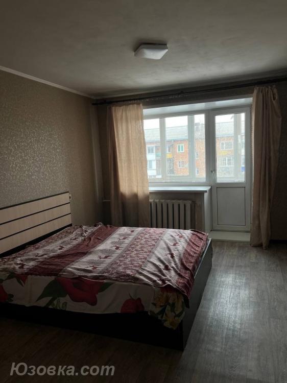 2-комн. квартира, 48м², с мебелью, 3/5 эт.