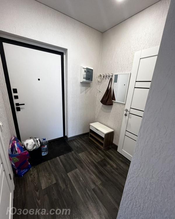 1-комн. квартира, 35м², с мебелью, 5/9 эт., Макеевка