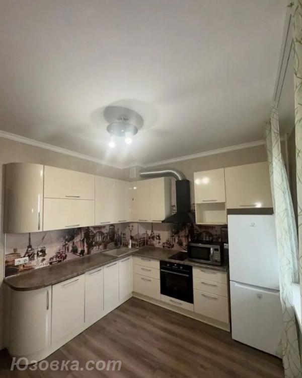 1-комн. квартира, 37м², с мебелью, 4/9 эт., ДОНЕЦК