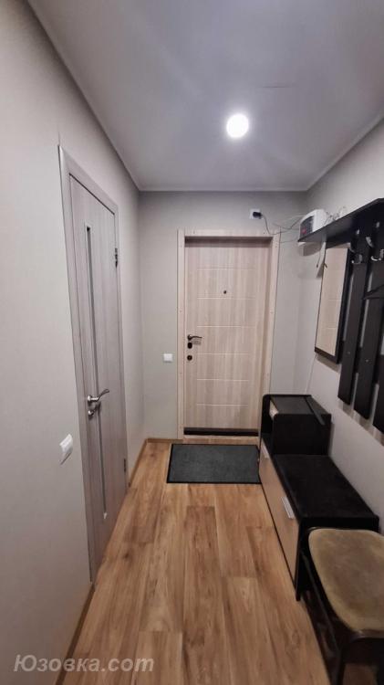 2-комн. квартира, 46м², с мебелью, 2/5 эт., ДОНЕЦК