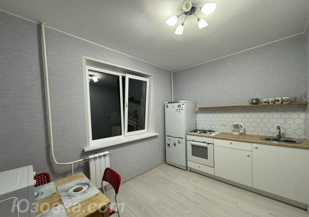 1-комн. квартира, 38м², с мебелью, 8/9 эт.