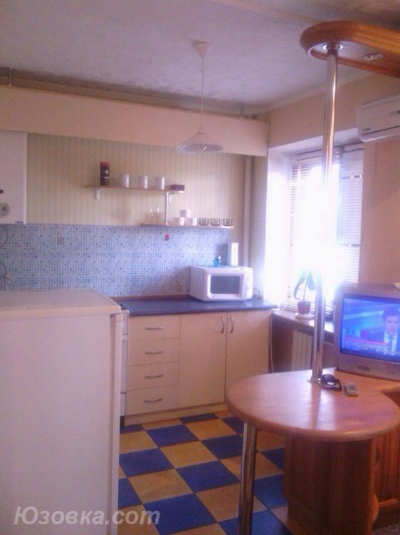 2-комн. квартира, 45 м², вторичка, 3/5 эт., ДОНЕЦК