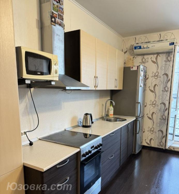 1-комн. квартира, 44м², с мебелью, 4/5 эт., ДОНЕЦК