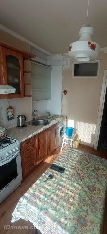 3-комн. квартира, 66 м², вторичка, 8/9 эт., ДОНЕЦК