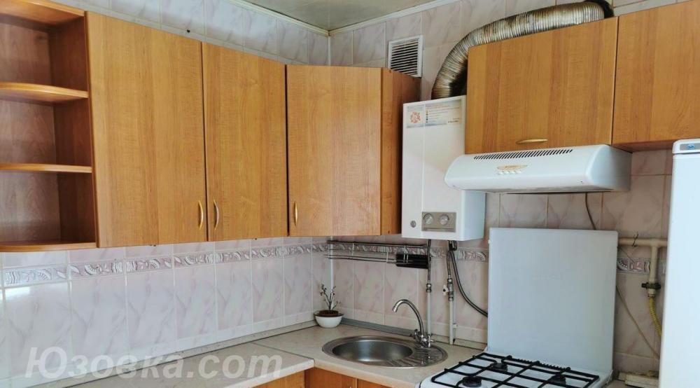 2-комн. квартира, 46м², с мебелью, 3/10 эт., ДОНЕЦК