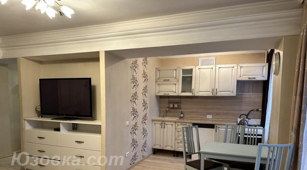 2-комн. квартира, 42м², с мебелью, 5/9 эт., ДОНЕЦК