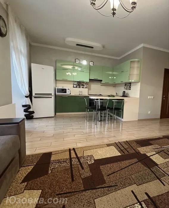 2-комн. квартира, 45м², с мебелью, 2/9 эт., ДОНЕЦК
