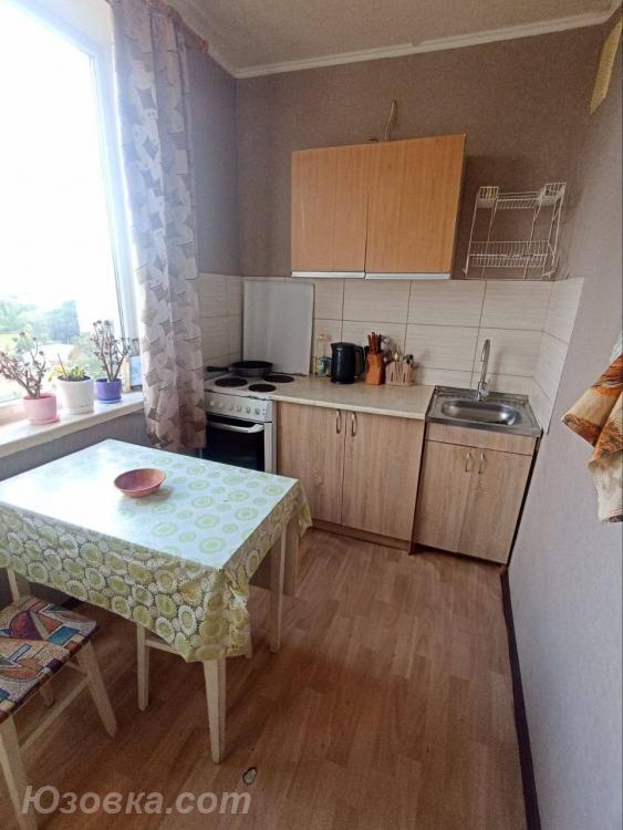 1-комн. квартира, 38м², с мебелью, 2/9 эт., ДОНЕЦК