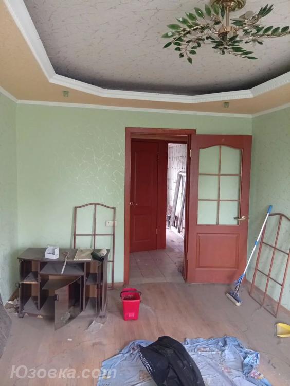 3-комн. квартира, 57 м², вторичка, 5/5 эт., ДОНЕЦК