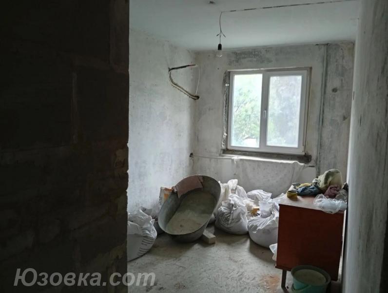 2-комн. квартира, 43 м², вторичка, 3/9 эт.