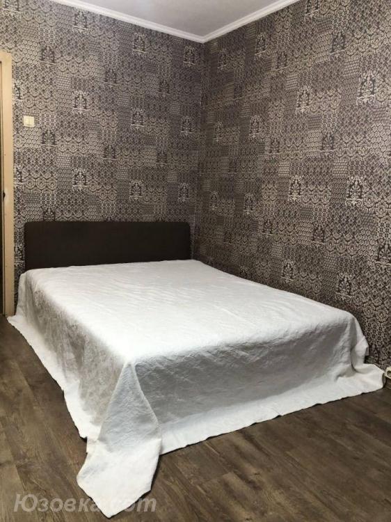 2-комн. квартира, 52м², с мебелью, 2/5 эт., ДОНЕЦК