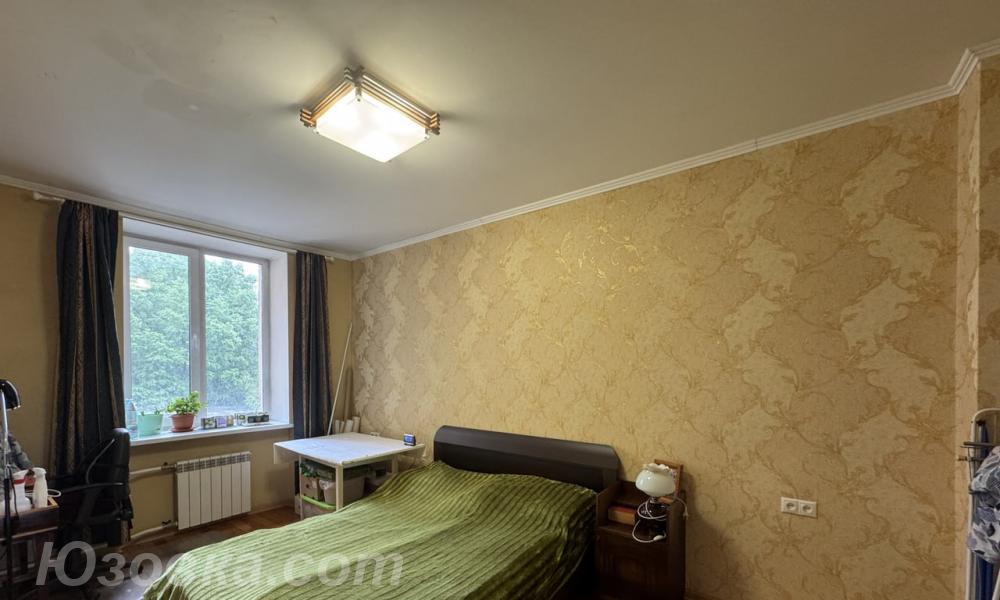 2-комн. квартира, 85м², с мебелью, 4/9 эт., ДОНЕЦК