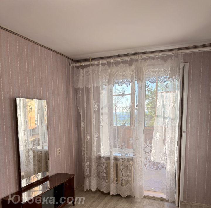 3-комн. квартира, 62м², с мебелью, 8/9 эт., ДОНЕЦК