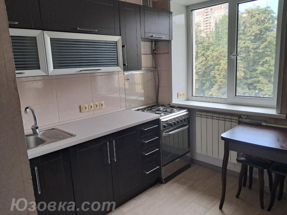 1-комн. квартира, 31 м², вторичка, 3/7 эт., ДОНЕЦК