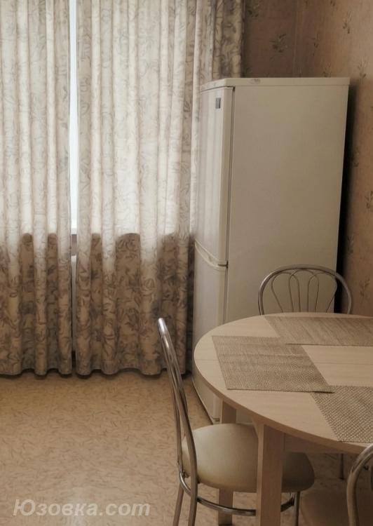 2-комн. квартира, 47м², с мебелью, 2/5 эт., ДОНЕЦК