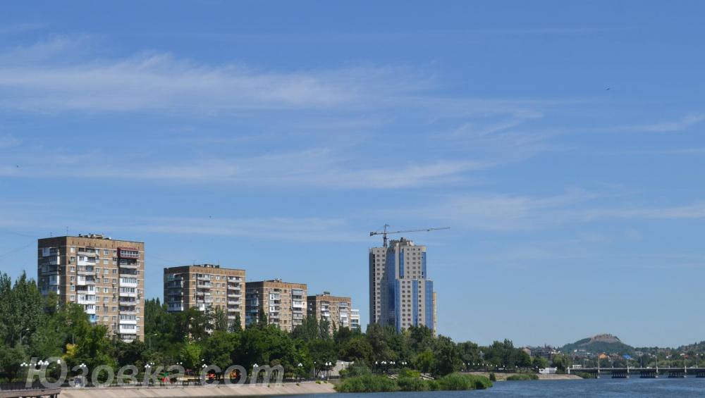 3-комн. квартира, 64 м², вторичка, 1/12 эт., ДОНЕЦК