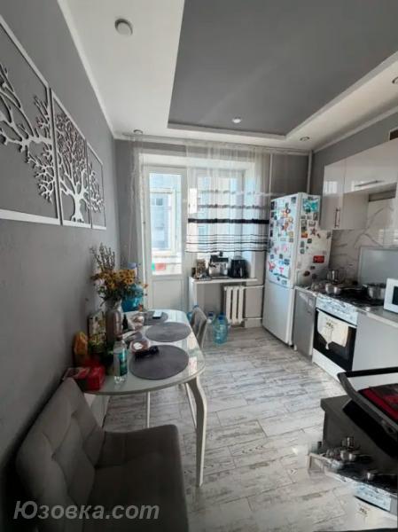 3-комн. квартира, 82 м², вторичка, 7/9 эт., ДОНЕЦК