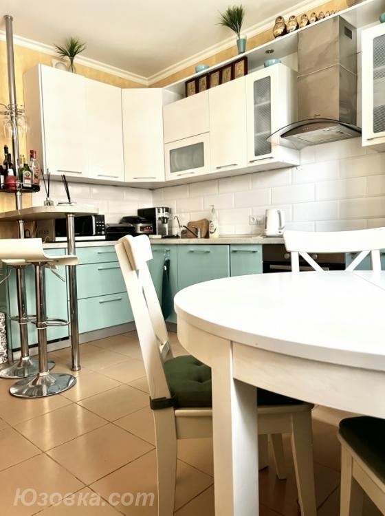 1-комн. квартира, 40м², с мебелью, 1/1 эт., ДОНЕЦК