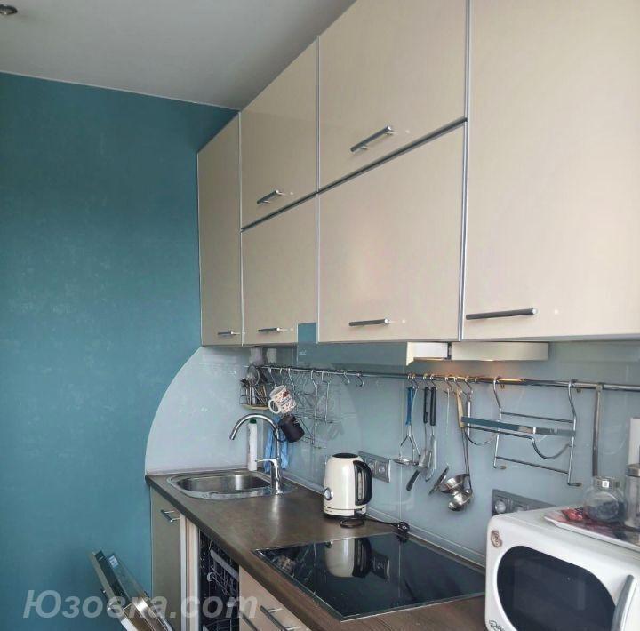 2-комн. квартира, 52м², с мебелью, 2/9 эт., ДОНЕЦК