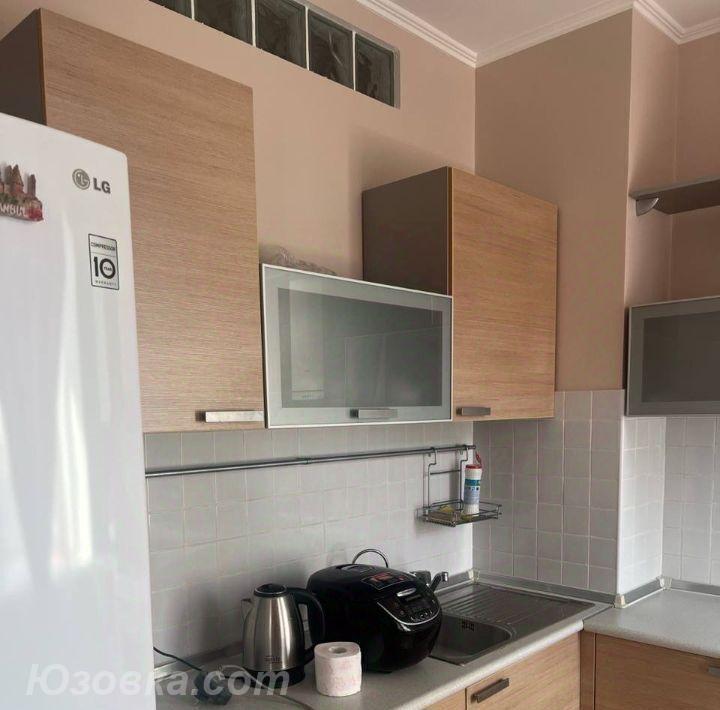 2-комн. квартира, 56м², с мебелью, 3/9 эт.