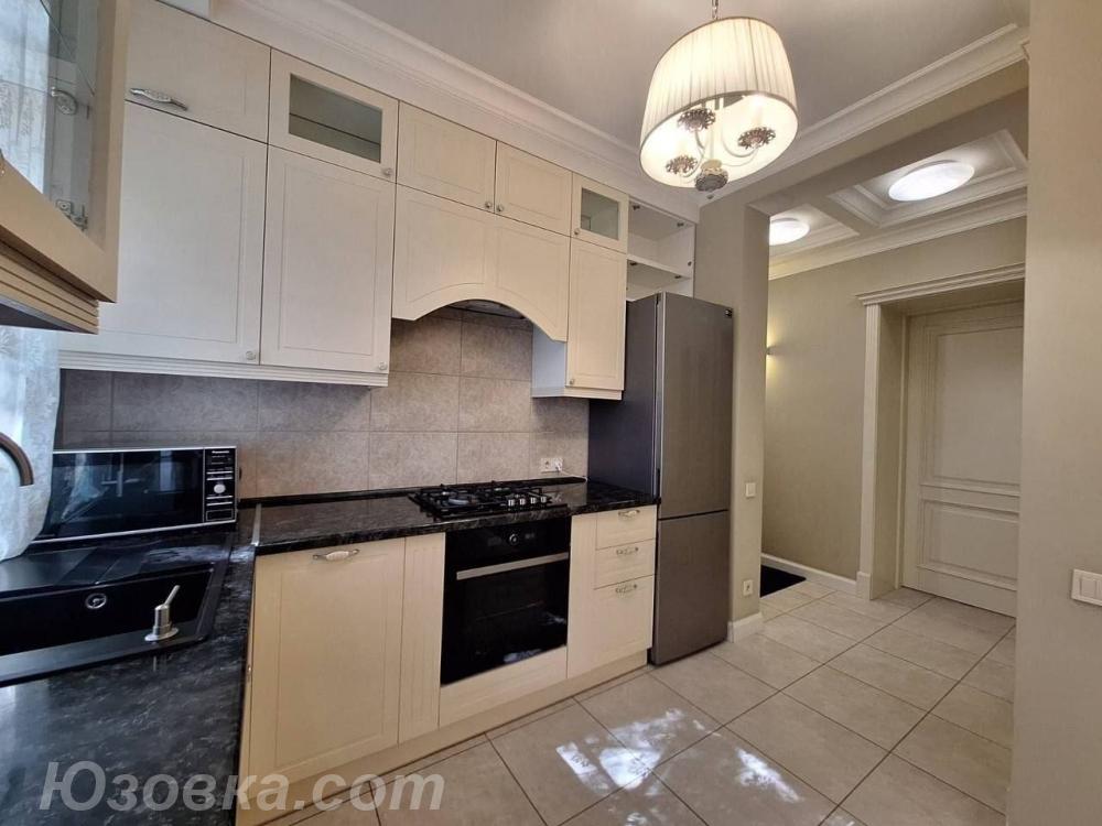 2-комн. квартира, 52м², с мебелью, 3/9 эт., ДОНЕЦК