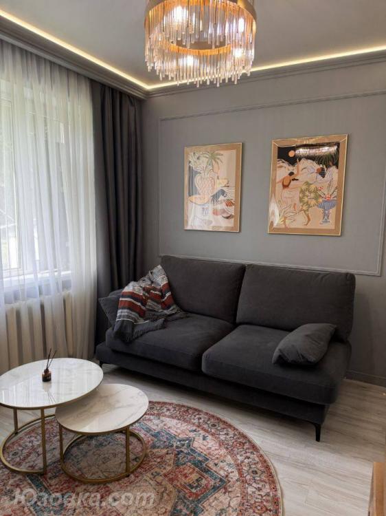 2-комн. квартира, 48м², с мебелью, 1/9 эт., ДОНЕЦК