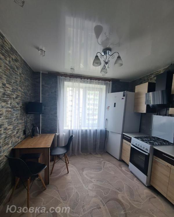 2-комн. квартира, 45м², с мебелью, 2/9 эт., ДОНЕЦК
