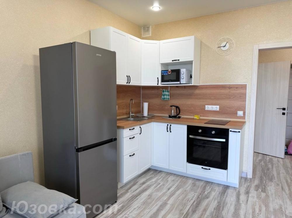студия квартира, 34м², с мебелью, 3/5 эт., ДОНЕЦК