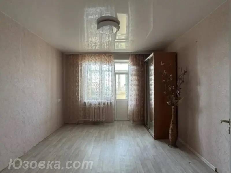 Комната  60 м², в 2-к кв., 8/9 эт., ДОНЕЦК