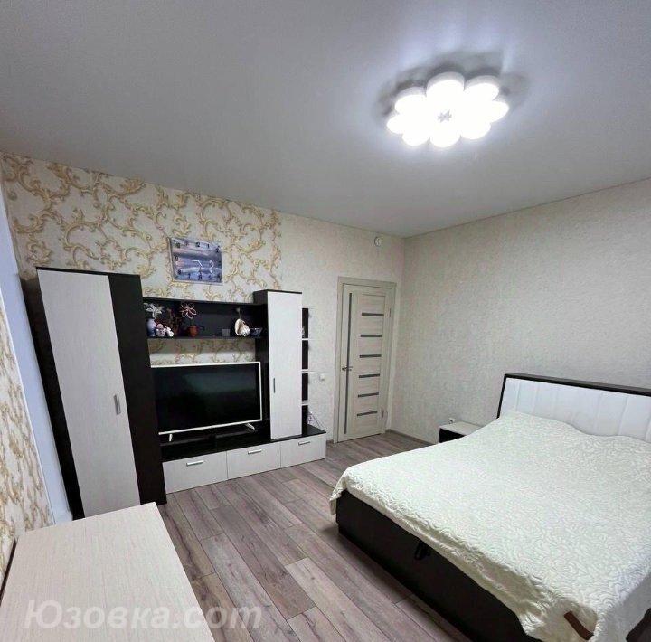 2-комн. квартира, 63м², с мебелью, 4/10 эт.