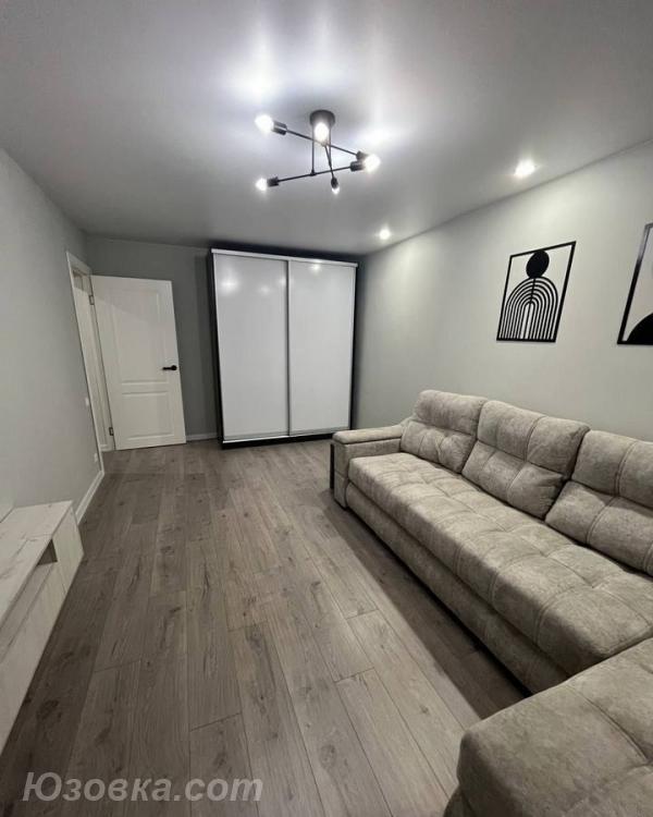 2-комн. квартира, 45м², с мебелью, 7/9 эт., ДОНЕЦК