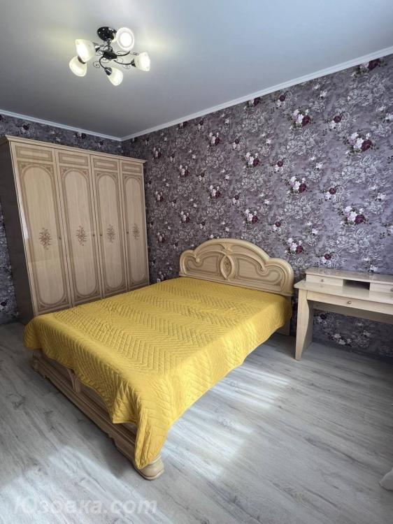 2-комн. квартира, 47м², с мебелью, 3/9 эт., ДОНЕЦК