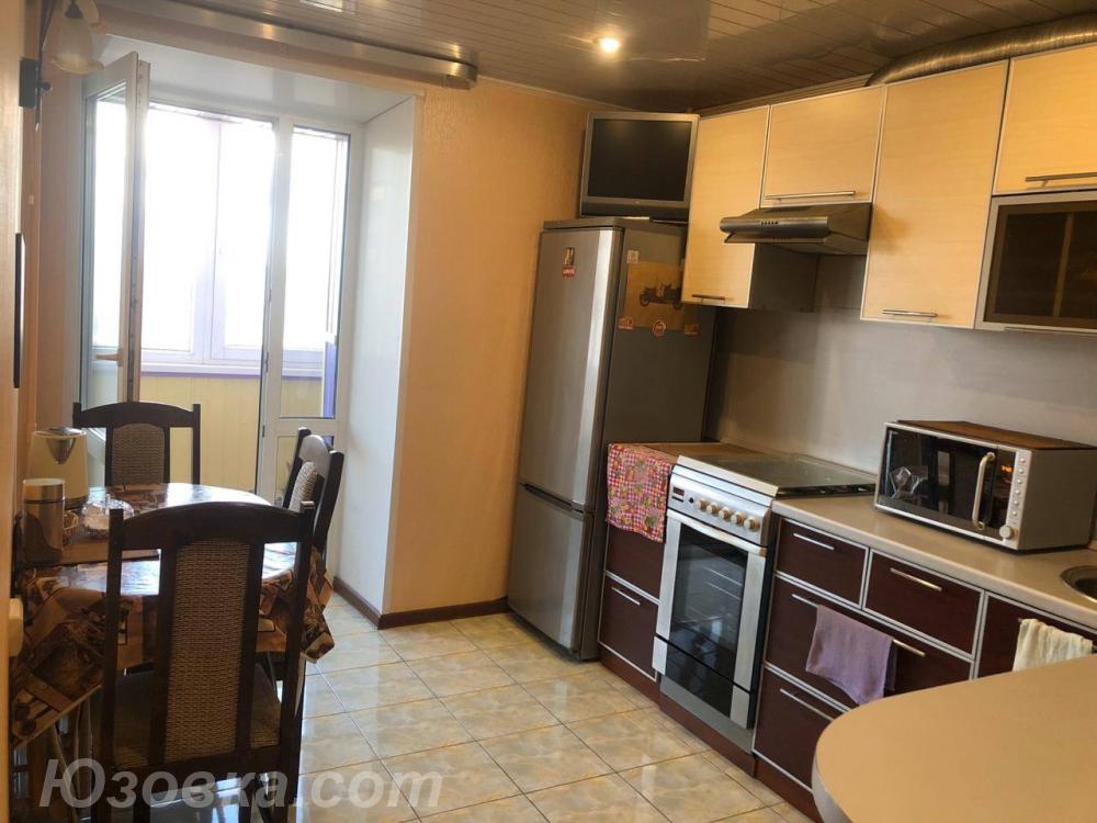 2-комн. квартира, 54м², с мебелью, 6/9 эт., ДОНЕЦК