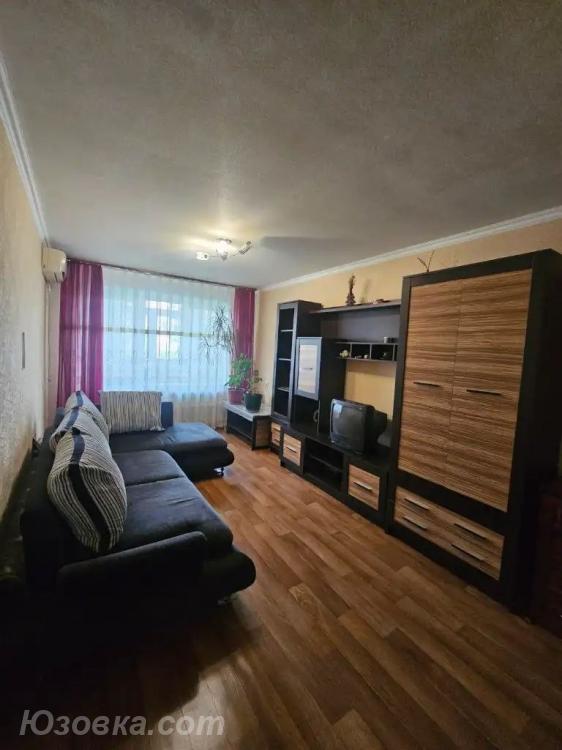3-комн. квартира, 67м², с мебелью, 4/9 эт.