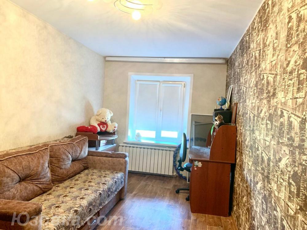 2-комн. квартира, 49м², с мебелью, 4/5 эт., ДОНЕЦК