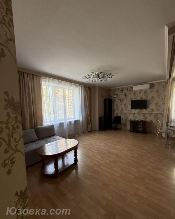2-комн. квартира, 60м², с мебелью, 4/9 эт., ДОНЕЦК