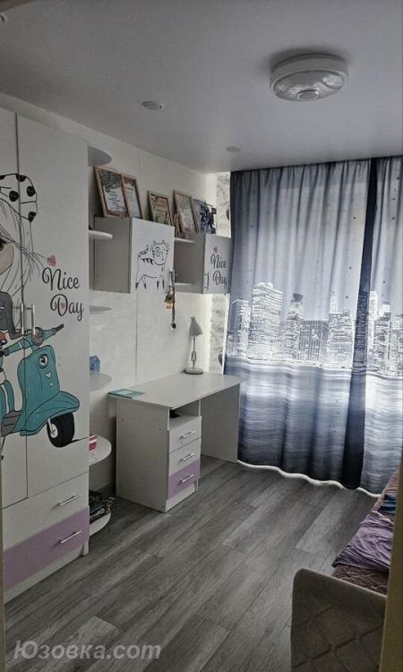 3-комн. квартира, 88м², с мебелью, 2/5 эт., ДОНЕЦК