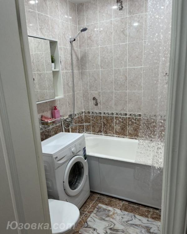 студия квартира, 37м², с мебелью, 2/5 эт., ДОНЕЦК