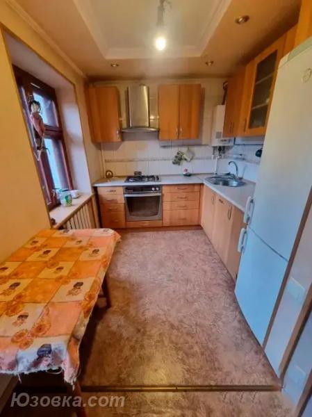 3-комн. квартира, 55 м², вторичка, 3/5 эт., ДОНЕЦК
